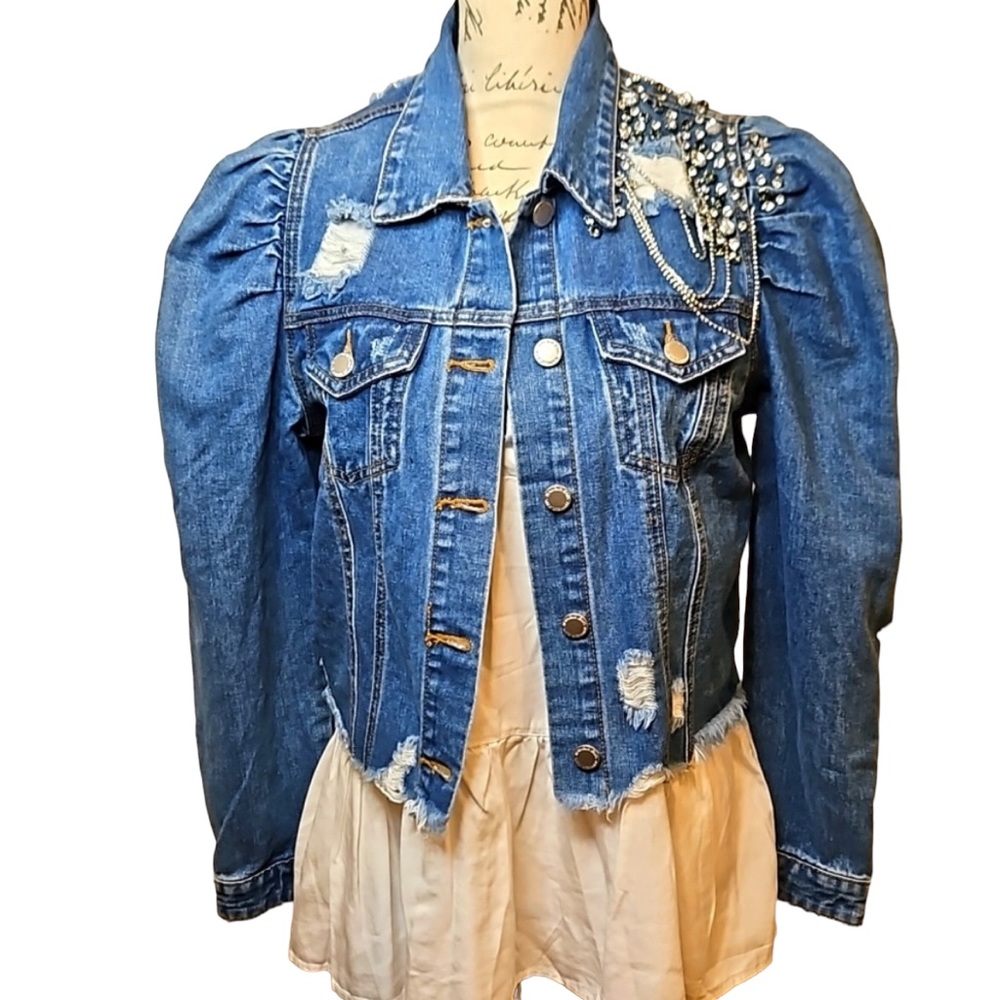 Boutique Studded Denim Jean Jacket size Large NWOT
